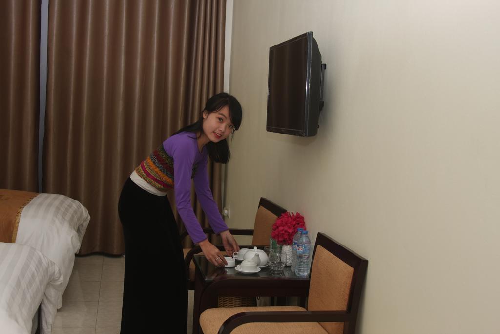Khoa Thanh Hotel Hòa Bình 外观 照片